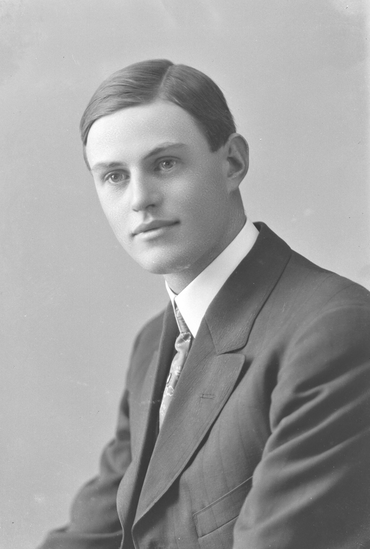 Clarence Scates, ca. 1914. (Courtesy Okanogan County Historical Society, ID LADD0197_Mr Scates_1914)