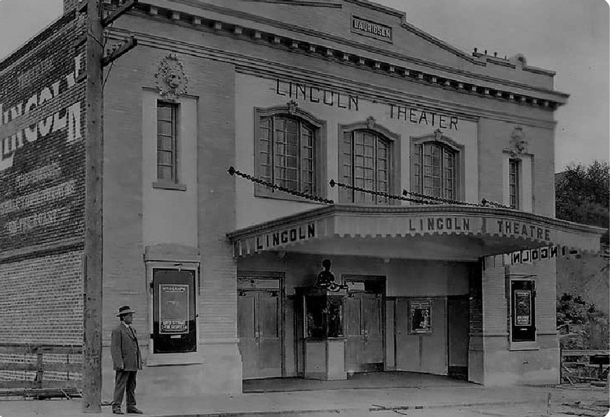 The Lincoln Theatre in Port Angeles, ca. 1916. (Courtesy Cinema Treasures website)