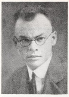 Freelance cameraman M.W. Lamour, 1927. (Moving Picture World, 17 December 1927, Page 42)