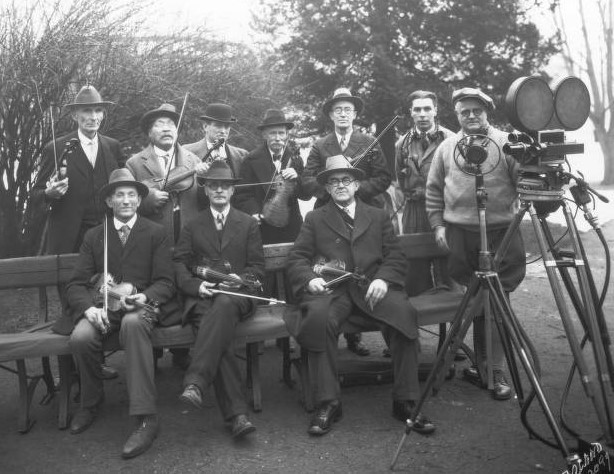Will Hudson, far right, making a sound newsreel in Tacoma, February 1930 (Courtesy Tacoma Public Library, Marvin D. Boland Collection BOLAND-B22093)