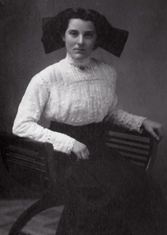 Only known photo of the woman purported to be Henriette Yvois. (Courtesy Encyclopedia Titanica)