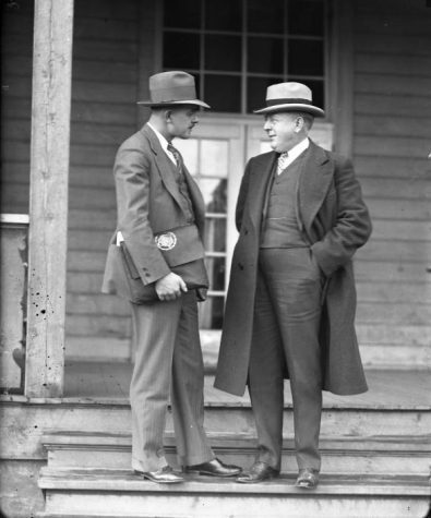 H.C. Weaver, right, with First National executive Eddie Barry. (Courtesy Tacoma Public Library, Chapin Bowen Collection G36.1-234)