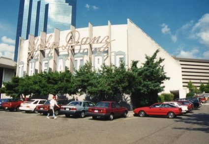 John Danz Theatre in downtown Bellevue, ca. 1990s. (Courtesy Cinema Treasures website)