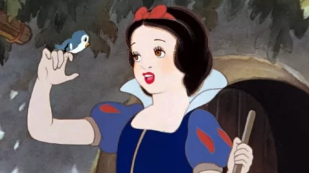 Scene from "Snow White" (Disney, 1937).