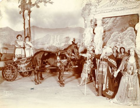 Scene from the stage version of "Ben Hur," ca. 1905. (Courtesy University of Washington Special Collections, Order No. 23589)