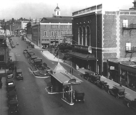 Metropolitan Theatre, right, ca. 1917. (Photo by Asahel Curtis, courtesy University of Washington Special Collections, Order No. CUR1340)