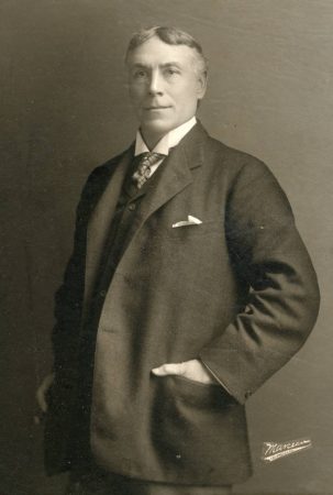 Stage actor Frederick Warde, ca. 1906. (Photo by Marceau Studios, courtesy University of Washington Special Collections, Order No. JWS29454)