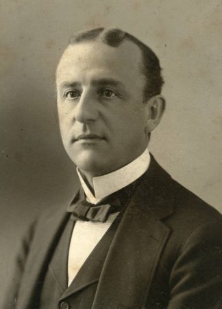 Actor Roland Reed, ca. 1907. (Photo by Bakers Art Gallery, courtesy University of Washington Special Collections, Order No. JWS13735)