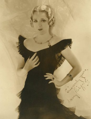 Publicity still of Mary Pickford from the "Coquette" stage tour, 1935. (Courtesy University of Washington Special Collections, Order No. 25645)