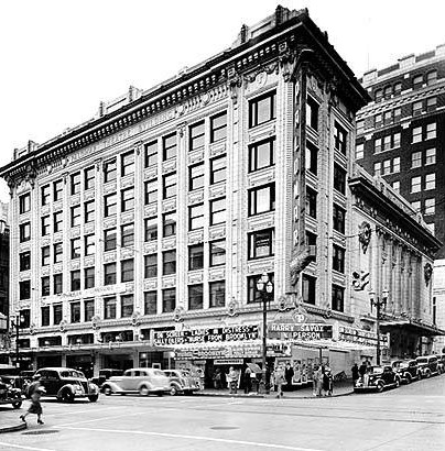 Seattle's Palomar Theatre, formerly the Pantages, ca. 1938. (Photo by Asahel Curtis, courtesy University of Washington Special Collections, Order No. SEA0446)